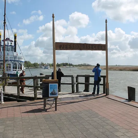 In Nahe Ostseestrand, Cleaning Included Zingst